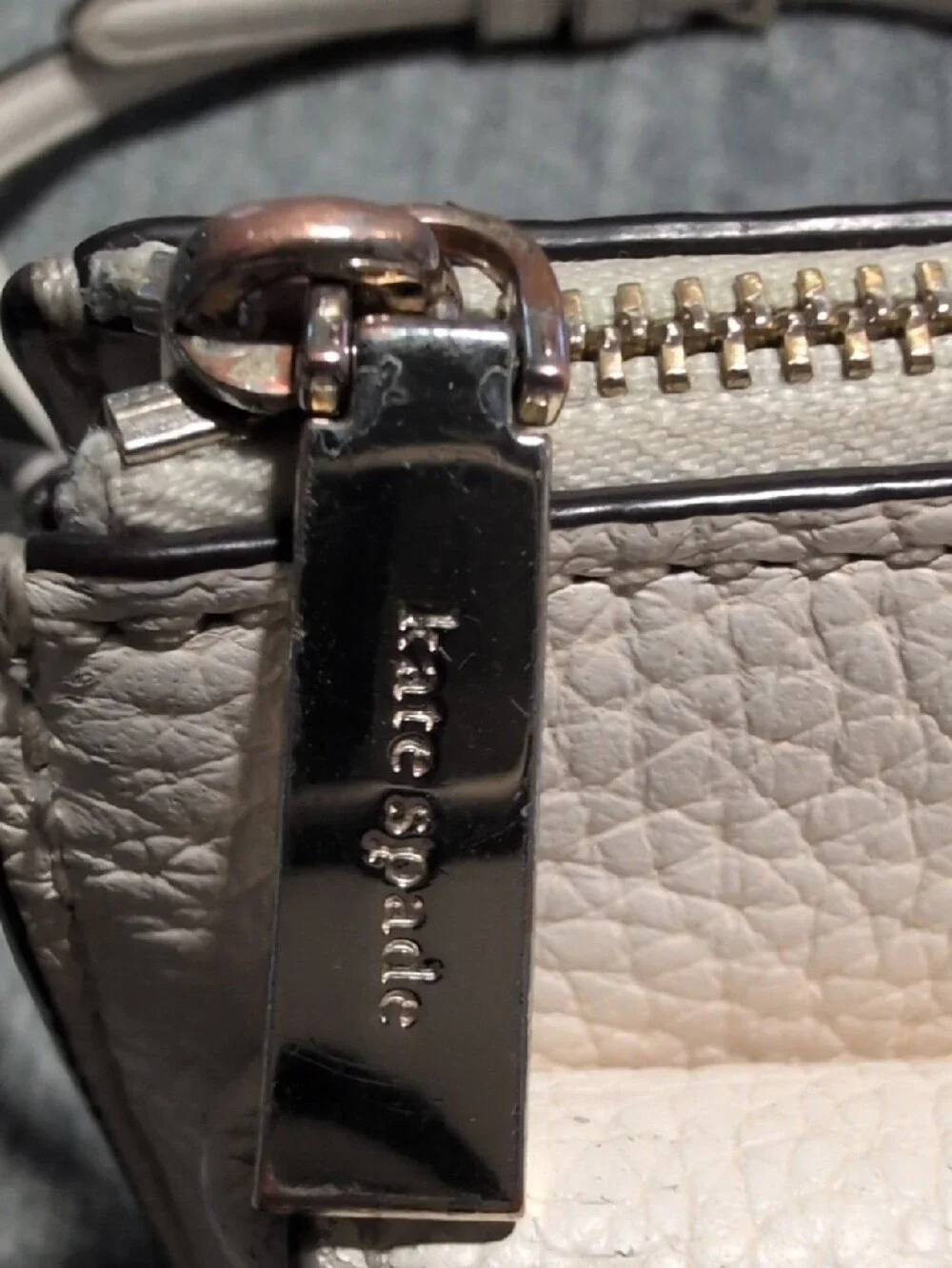 kate spade Off White and Gold Pebbled Leather Crossbody with Adjustable Strap
